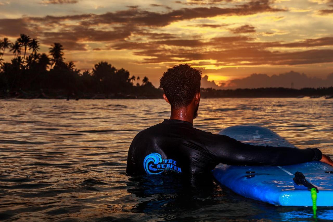 Отель The Surfer Sri Lanka - Surf Camp Велигама Экстерьер фото