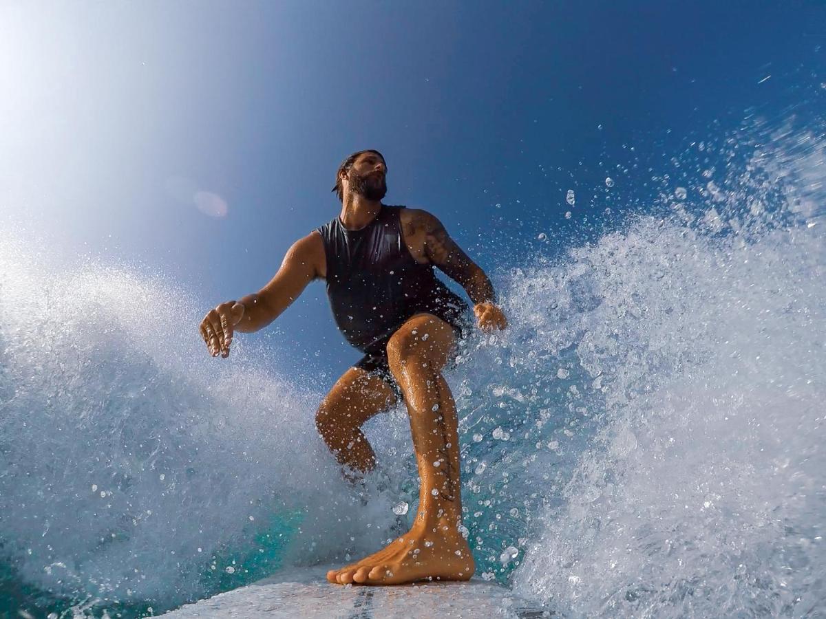 Отель The Surfer Sri Lanka - Surf Camp Велигама Экстерьер фото
